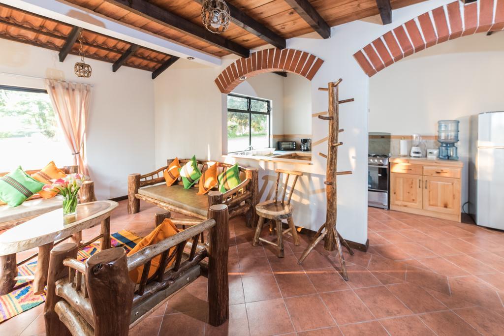 VILLAS JUCANYA Super Higienizadas Panajachel Quarto foto