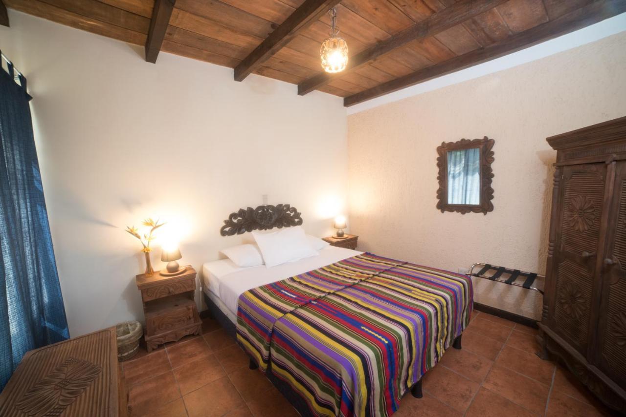 VILLAS JUCANYA Super Higienizadas Panajachel Exterior foto